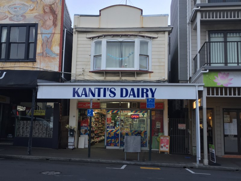 things to know about new zealand // convenience store dairy // wellington new zealand