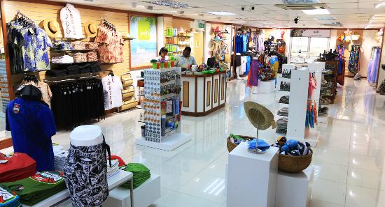 shop locally made items at the essence of fiji rejuvenation center