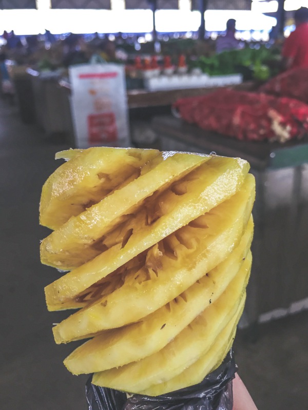 fresh cut pineapple at the nadi market - must do when you explore nadi